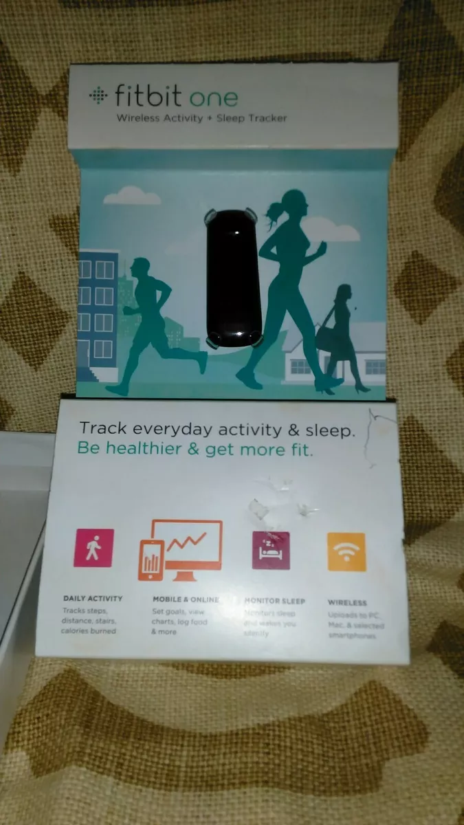 Fitbit one wireless activity plus sleep tracker new arrivals