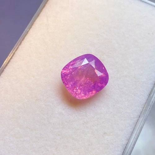 [jerseychou]Natural sapphire 5.95ct , padparadscha , no heat , KASHMIR , GFCO
