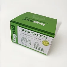 BugMD Termination Station w/ 3 Refill Traps New Fleas Flies Mites Moths Exp 2028