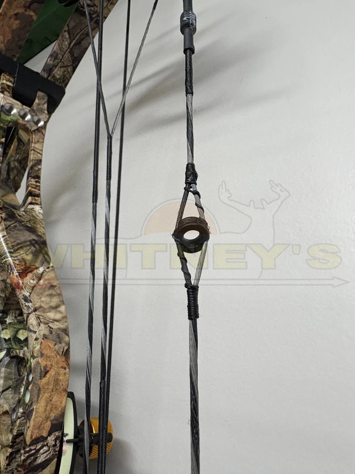 Used - Bowtech Realm SR6 - Right Hand - 60lbs - 26"-30" - Realtree - Image 4 of 4