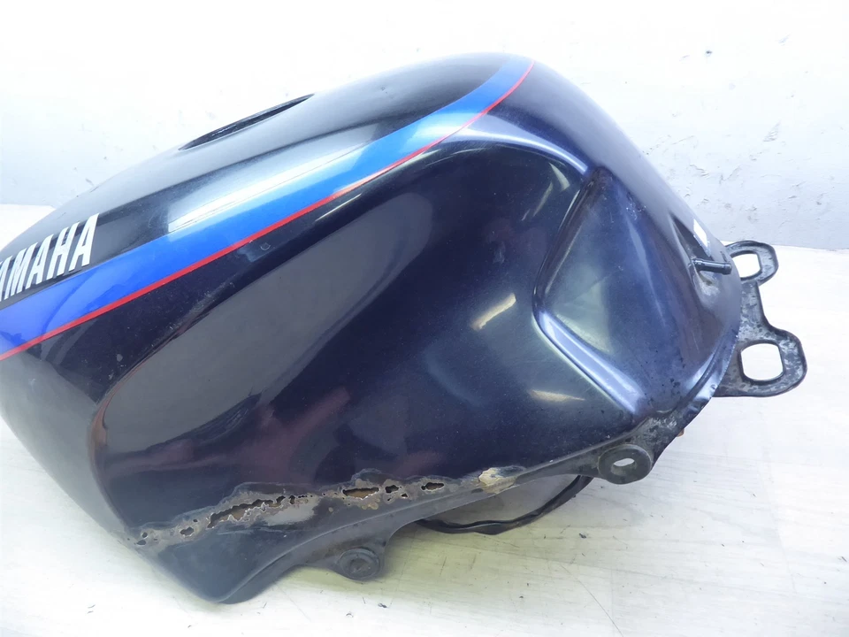 1990 Yamaha FJ1200 Y20965) black gas petrol fuel tank with sensor for parts - Image 2 of 4