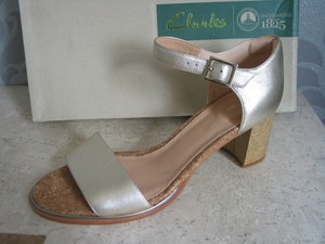clarks ellis clara