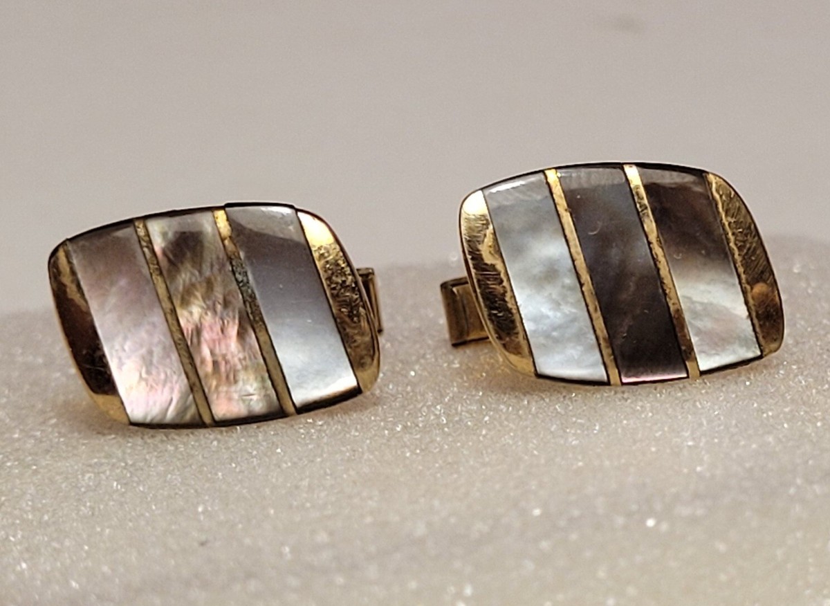 Boutons De Manchette Anciens En Nacre Et Métal Doré - Bijoux De Chemise Vintage #K35
