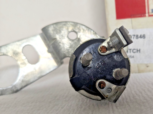 NOS DELCO NEUTRAL SAFETY/ BACKUP SWITCH 1949-1952 PONTIAC w/ HT 1997846 - Picture 3 of 20