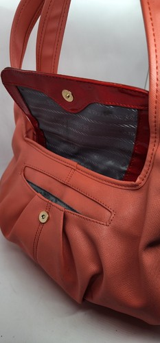 Bolso de Mano Vintage Vera Wang Melocotón Parte Inferior Acanalada Holgado Hombro Salmón - Imagen 5 de 18