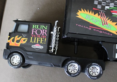 NYLINT SOUND MACHINE SEMI BRIGGS STRATTON RAPTOR RACING TRAILER 1994 - Bild 3 von 9