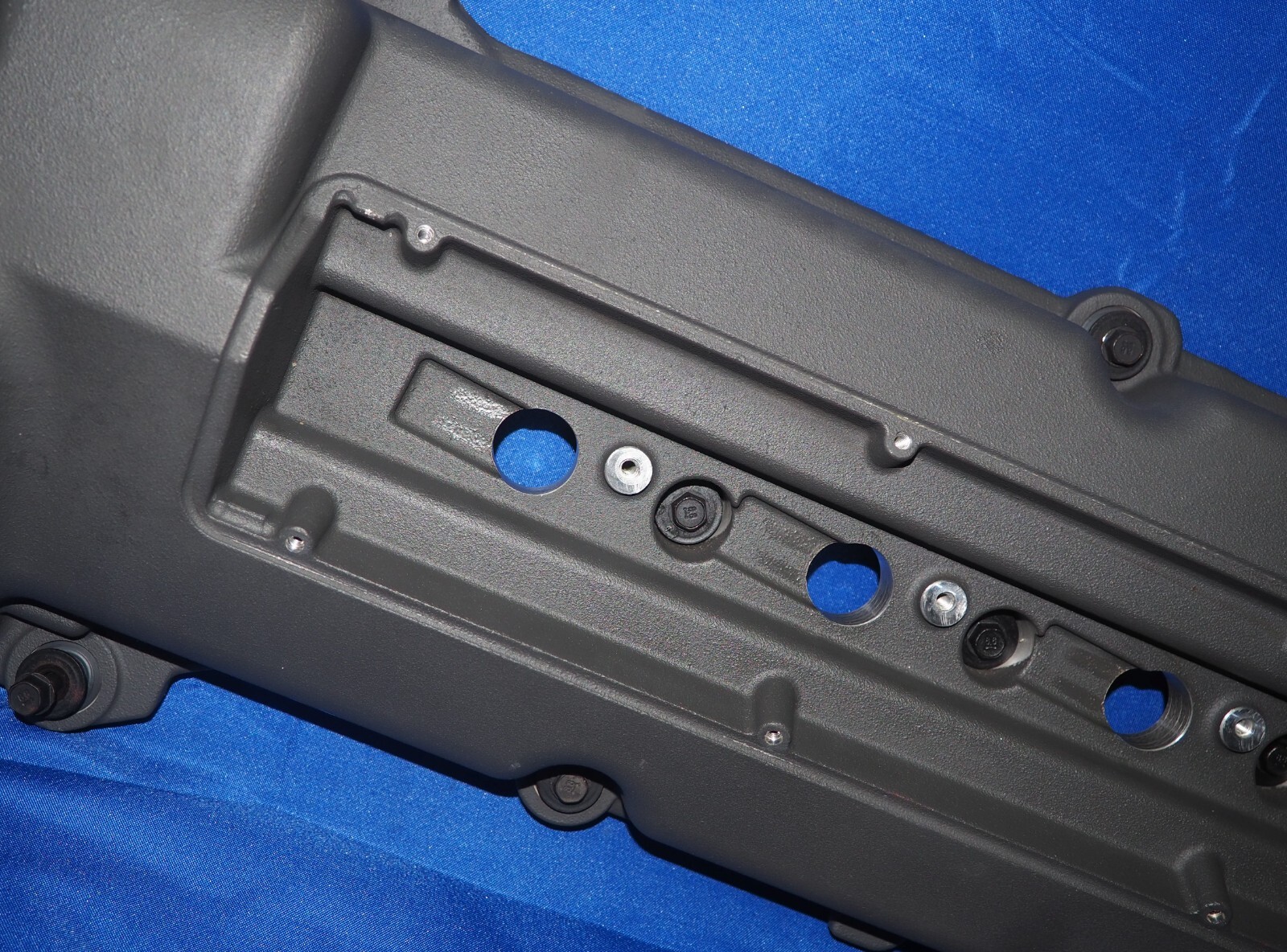 2004-2016 Aston Martin 5.9L 6.0L V12 AM Engine Right Valve Cover OEM 40K Miles