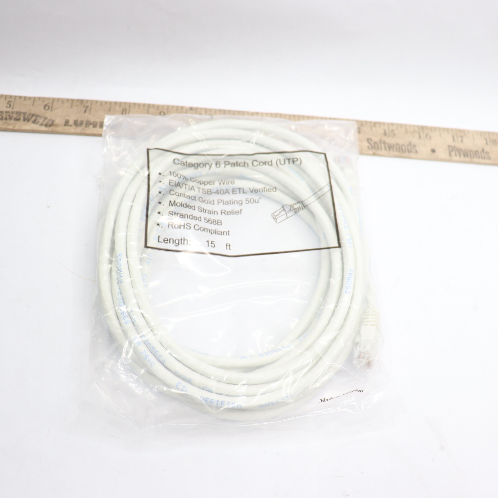 CAT6 Ethernet Cable Network/Patch Cord w/Strain Relief/Fluke White 15'-image