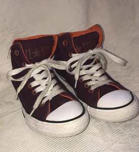 white high top converse youth size 4