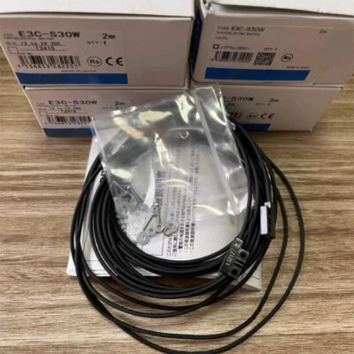 1PC Omron E3C-S30W Photoelectric Switch Sensor E3CS30W New - Picture 3 of 4