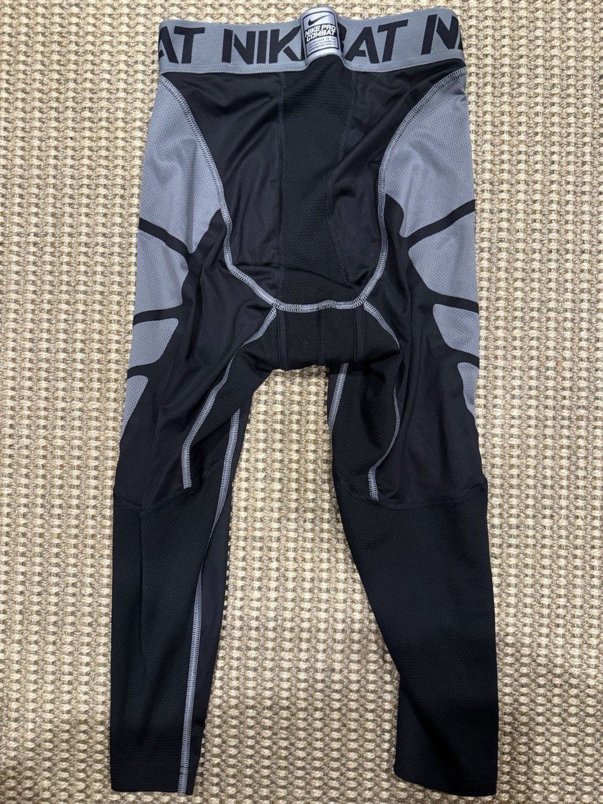 Nike Pro Combat Hypercool Compression 3/4 Length … - image 4