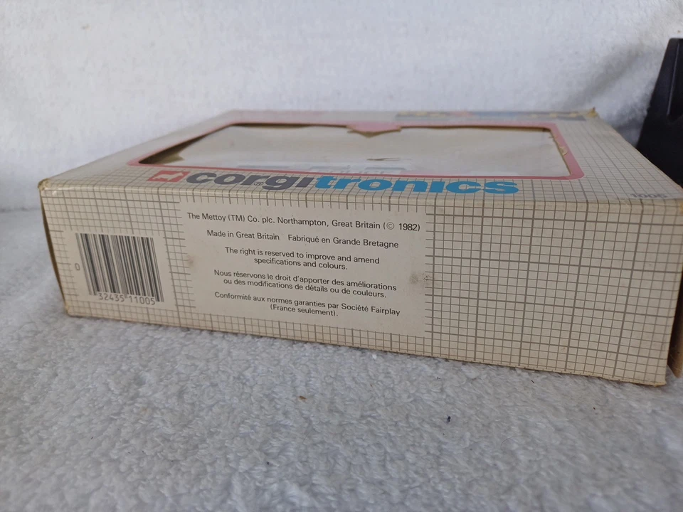 Corgi 1005 Corgitronics Land Rover Police Working Lights & Siren.Made in UK 1982 - Image 4 of 4