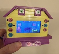 Pixel Chix Pets Dog House Guitar Rock Mattel 2006 Virtual Pet Electronic Virtual