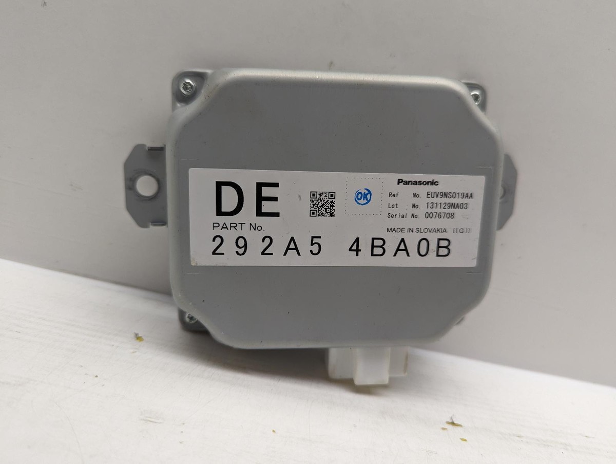 セバ32 NISSAN SERENA MK4 C26 2010 - 2016 VOLTAGE ECU 68240 292A5