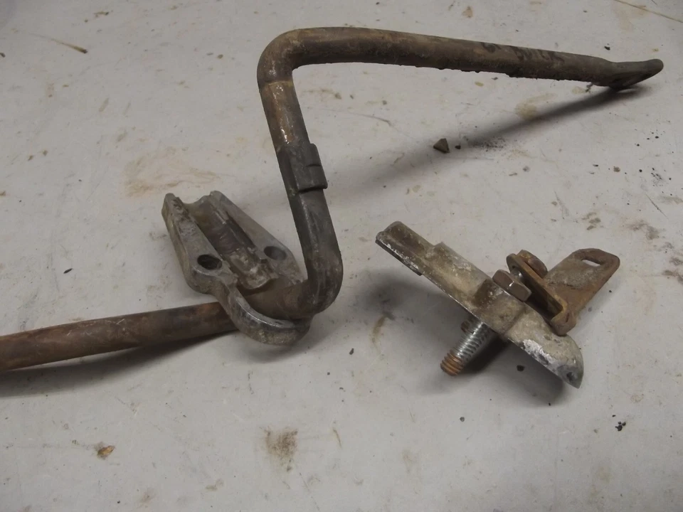 Buick 1961 montaje del pedal del acelerador Lesabre GM Invicta Nailhead Foto 4 de 4