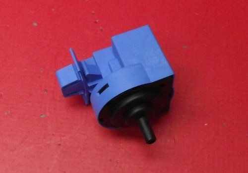 Waschmaschine HOTPOINT HE8L 493G UK DRUCKSCHALTER