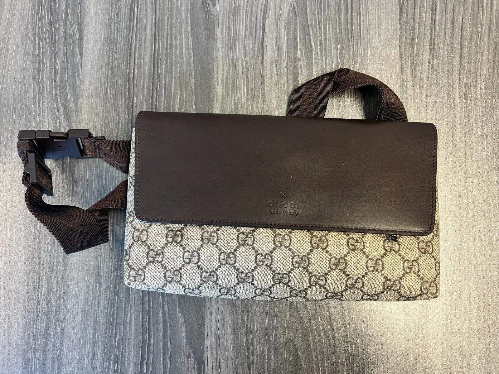 Sac ceinture Gucci   pack fanny pour hommes