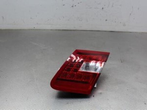 Rückleuchte rechts Mercedes-Benz E-Klasse W212 A2128200864 P11827892