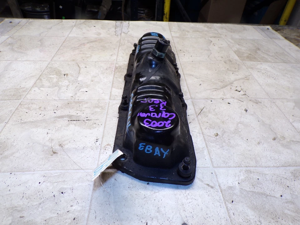 Dodge Caravan Town & Country 2002-2004 3,3 L pasajero derecho cubierta de válvula de acero Foto 4 de 4