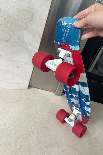 COOL! 22" Skateboard Mini Cruiser Penny Style Board Kunststoff Deck. Blau/Rot - Bild 4 von 4