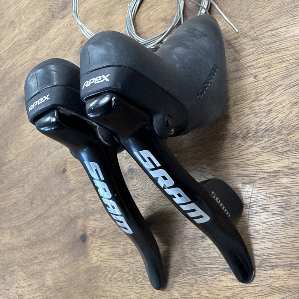 SRAM Apex DoubleTap Shifters 10s Shift Brake Lever Set Road Bike 2x10 Speed - Image 3 of 4