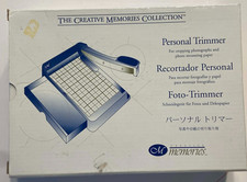 CM095 - CREATIVE MEMORIES - PERSONAL TRIMMER WITH DRAWER FOR SUPPLIES