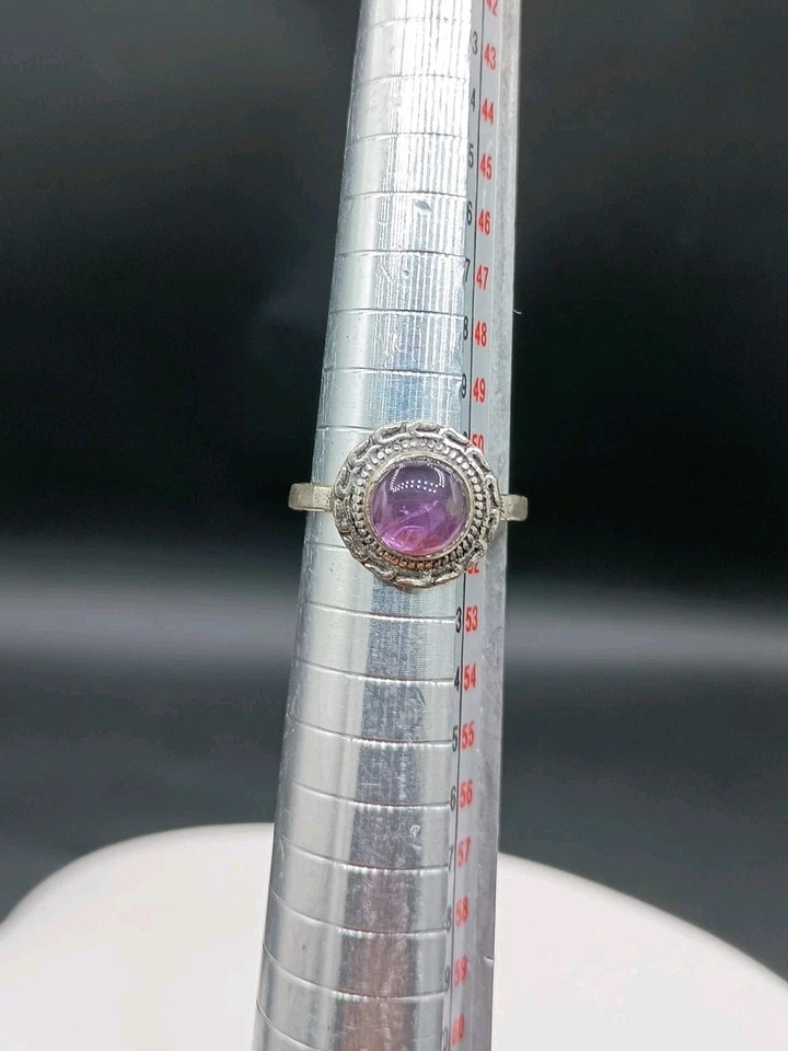 Vintage Amethyst Ring Purple Cabochon Size 5.75 Silver Plated Etched Bezel Set - Image 4 of 4