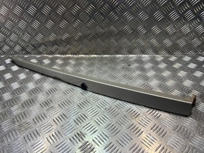 Mercedes-Benz C126 W126 500 SEC 1984 Zierleiste Blende unter Scheinwerfer Rechts