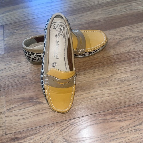 Golden Road New York Women’s Shoes