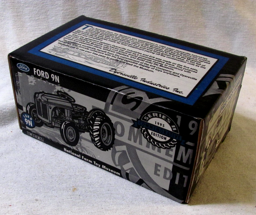 Ertl 1:16 Ford 9N Comm Series II 1995 Tractor Edition Natl Farm Toy #3010- NIB - Picture 6 of 24