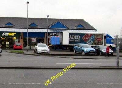 Foto 6x4 Entladen für Domino's in Malpas, Newport Newport\/Casnewydd Ro c2015