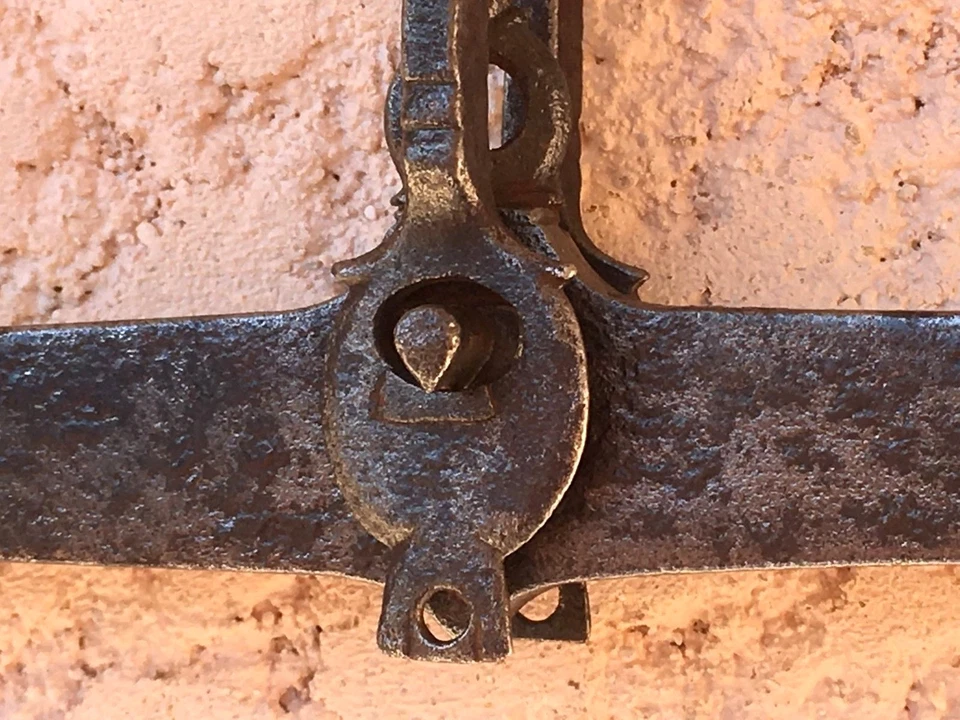 BALANCE A FLÉAU FORGÉE XVIIe DÉCORÉE old tool / outil ancien très rare (n°16) - Photo 4/4