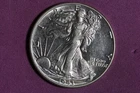 ESTATE FIND 1943 - Walking Liberty Half Dollar!!#K46486