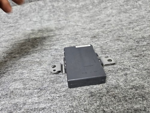 UNIDAD DE MÓDULO DE CONTROL DE PUERTA DE ENLACE DE RED LEXUS 15-17 IS200 IS250 IS300 IS350 OEM - Imagen 2 de 3