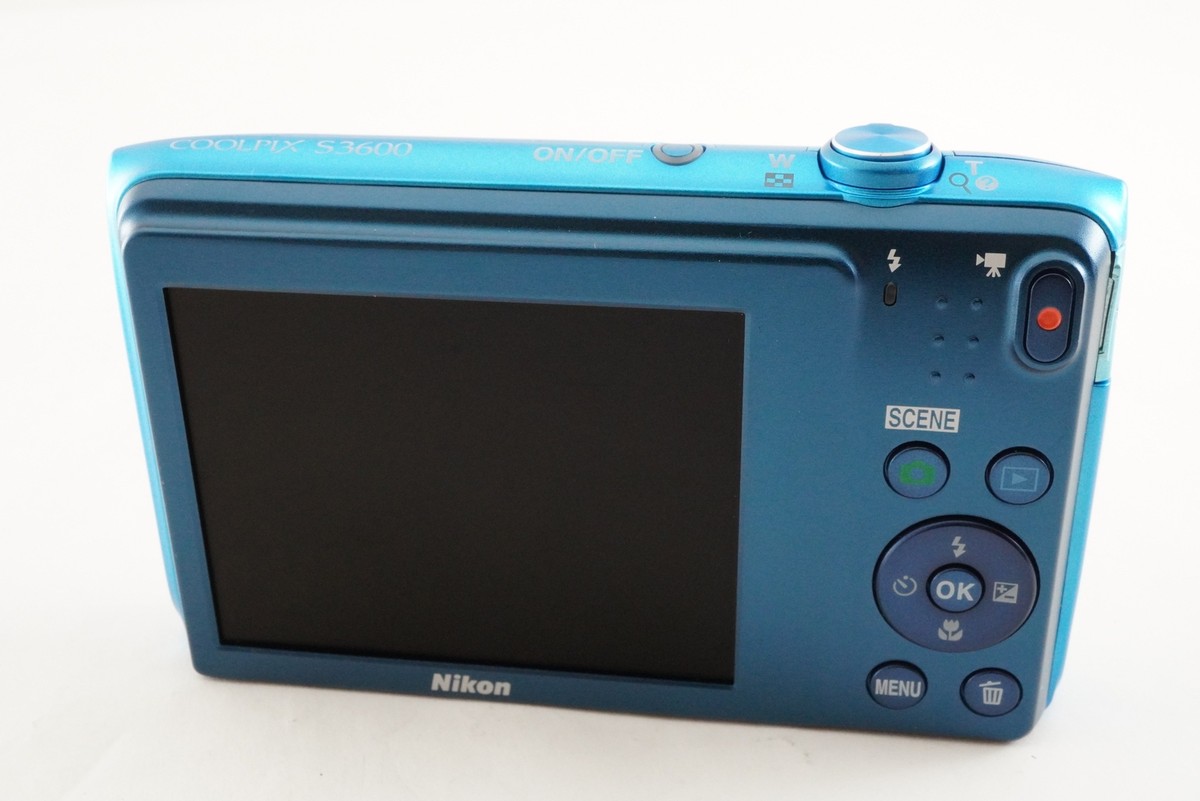 Nikon COOLPIX S3600 Blue In Box + 4GB SDHC Card Digital Camera