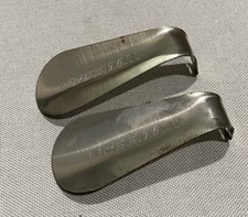 VINTAGE Metal Advertising Shoe Horn FREEMAN SHOES SHOE HORN METAL SET Of 2