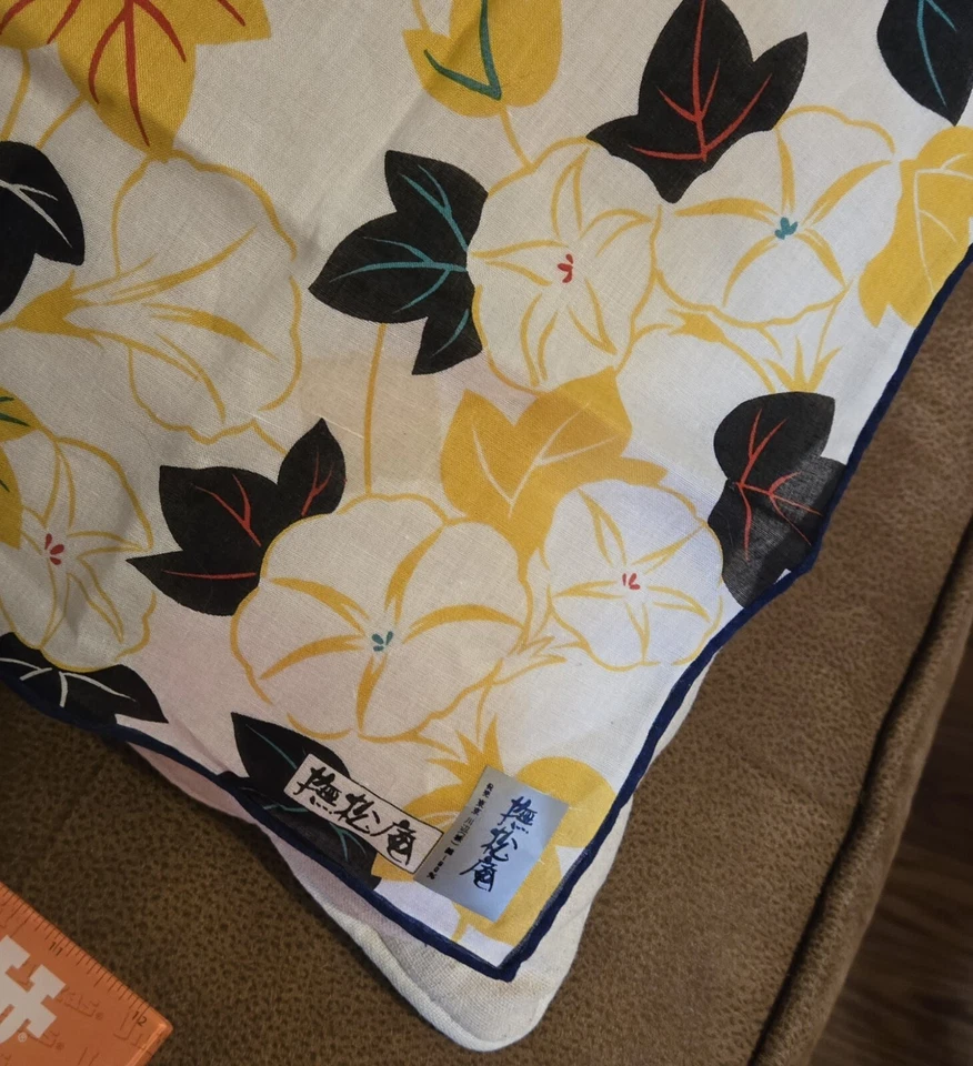 Pañuelo para mujer otoño pañuelo floral negro dorado años 60 MOD Japón Oriental 16" Foto 3 de 4