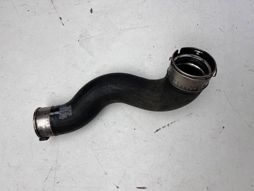 Mercedes B-Klasse W236 Ladeluftschlauch Schlauch Leitung A2465280282 LT56