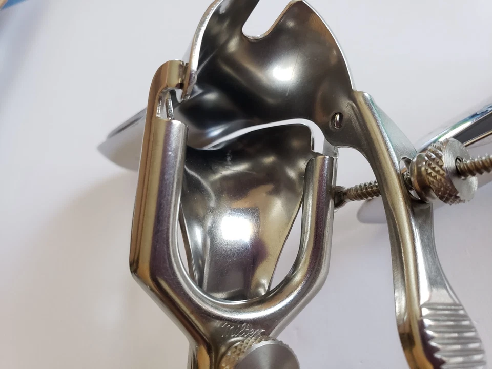 Lote de 2 Instrumentos de Ginecología Espéculo Vaginal Miltex Pederson Foto 2 de 3