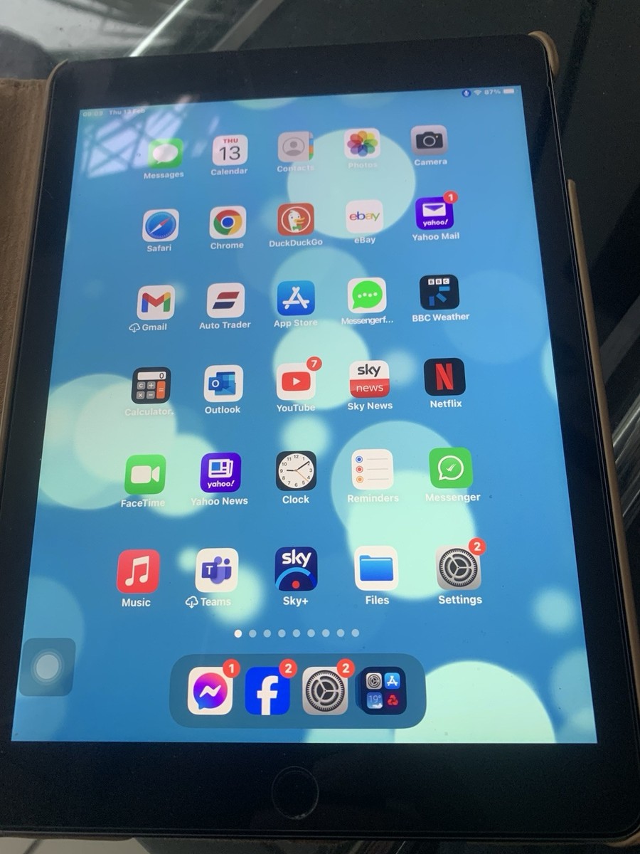 Apple iPad Air 2 64GB, Wi-Fi + Cellular (Unlocked), 9.7in