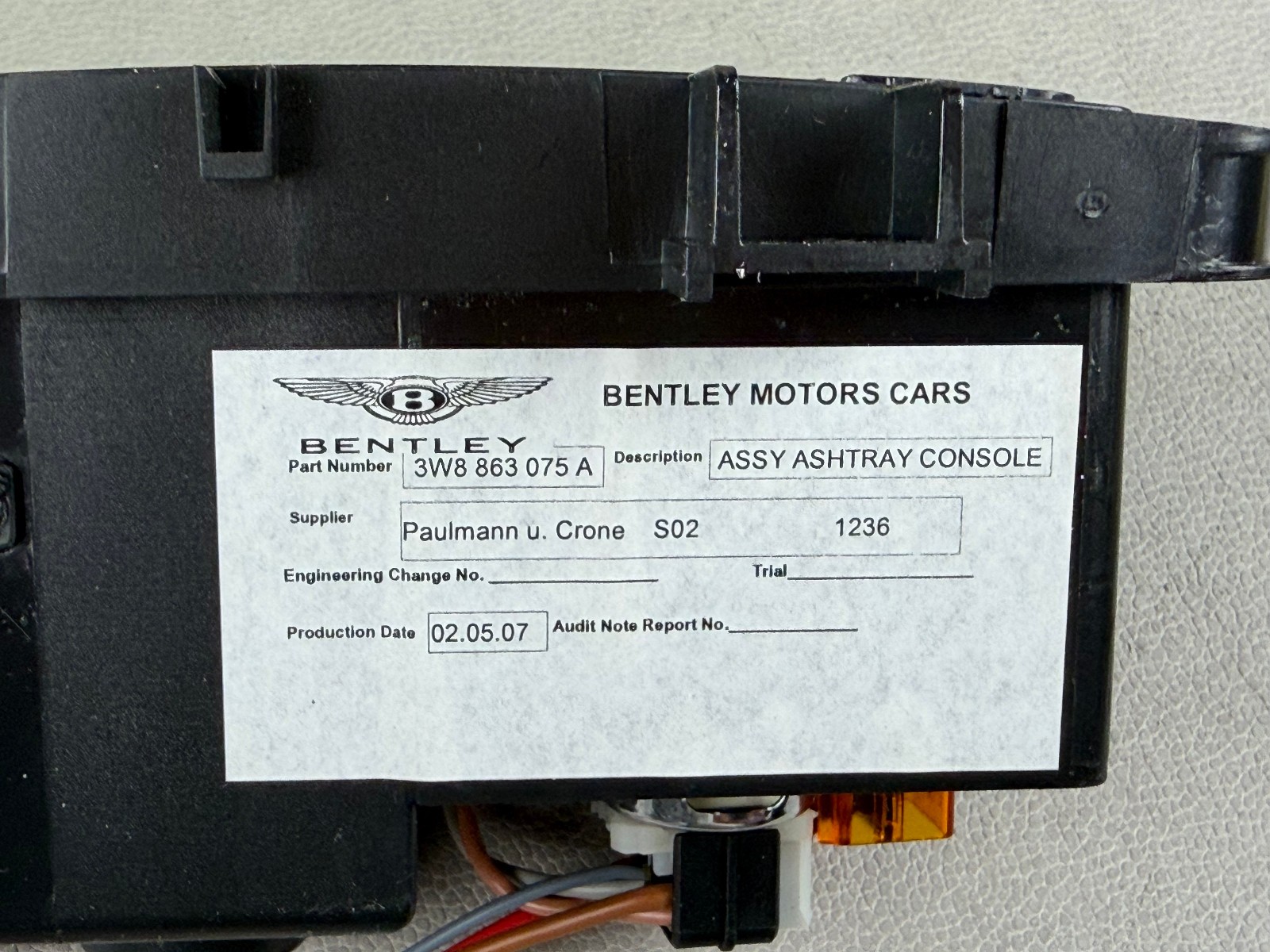 New! 2003-2012 Bentley Continental GT, GTC, Flying Spur Ashtray Console OEM