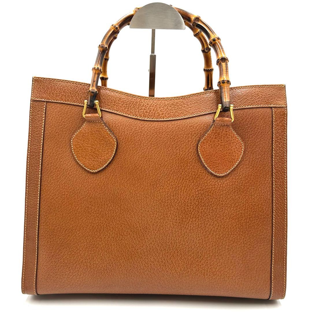 Like-new GUCCI Diana Leather Handbag in Rich Brown