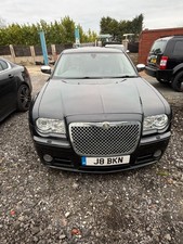 300 SRT 8 Chrysler 6.1 Hemi