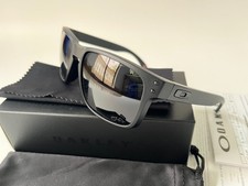 Oakley Holbrook OO9102 Sunglasses Matte Black /Black Polarized Sunglasses