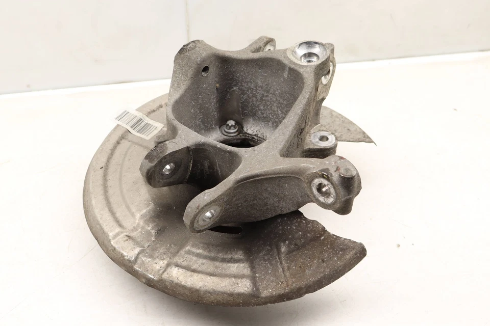 BMW 650I XDRIVE 2012 - nudillo trasero derecho con cojinete de rueda 6796146 Foto 2 de 4