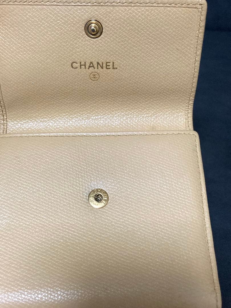 CHANEL Coco Button Compact Wallet Coco Mark Beige - image 13