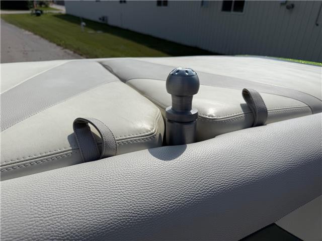 2015 Malibu Wakesetter 23 LSV  Black