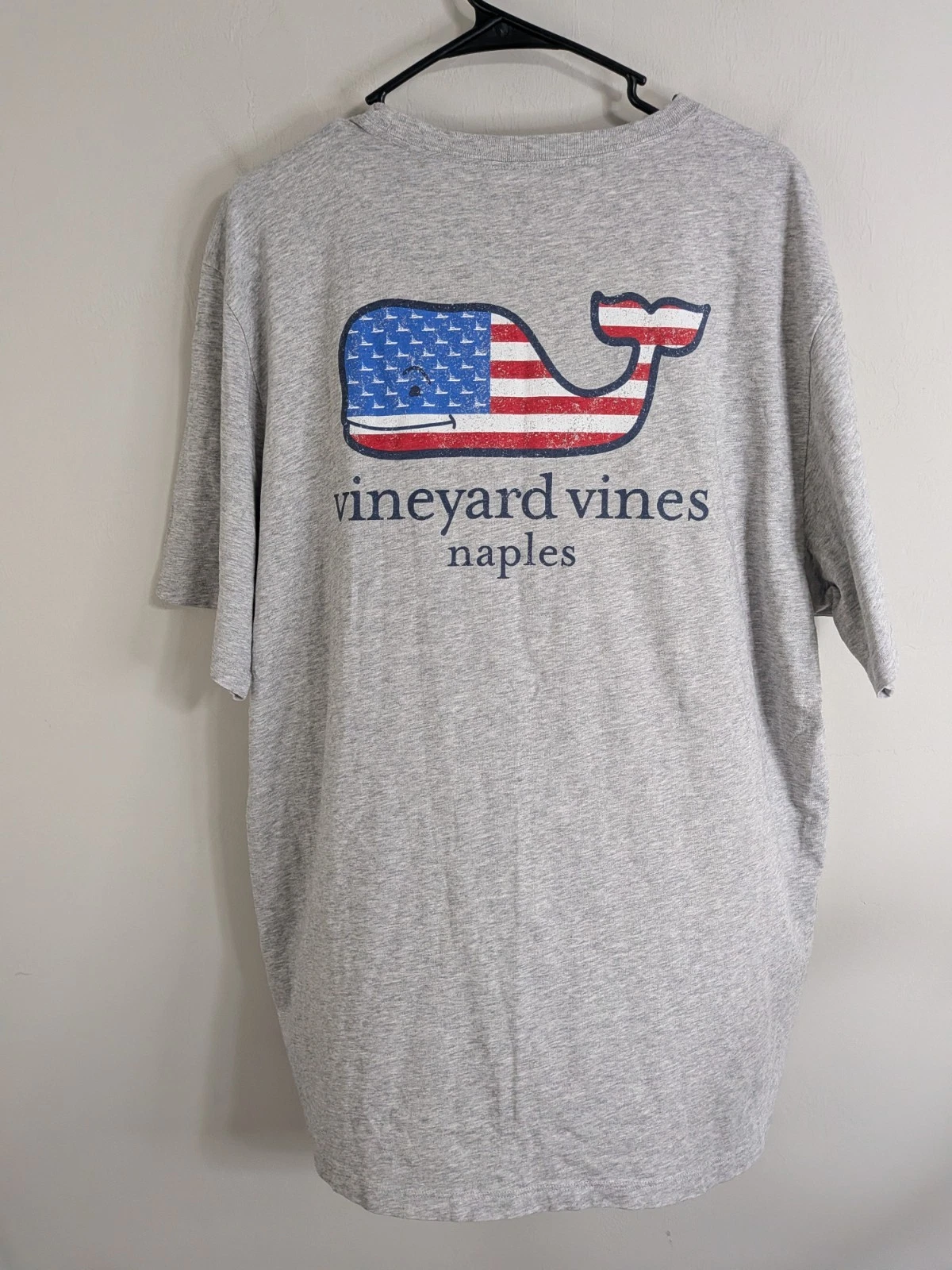 Vineyard Vines T-shirt Men's Extra Large Gray Short Sleeve American Flag Cotton