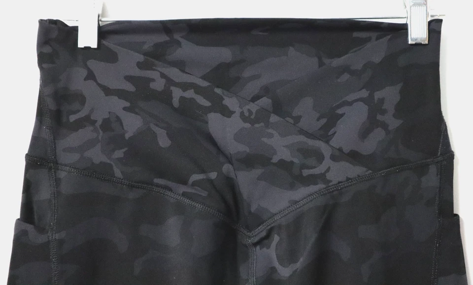 Womens crossed front high waist gray camo leggings size XL (25W x 25.5L) - Изображение 2 из 4