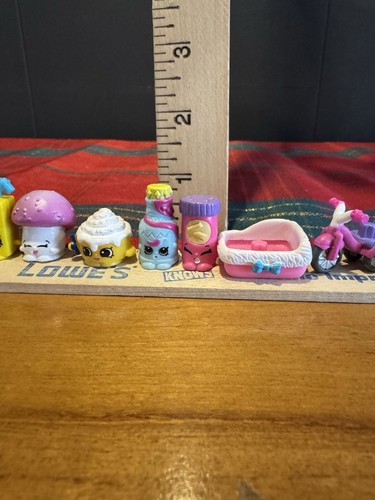 Shopkins Lot - Collectible Figures - Picture 5 of 7